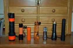 Bug_out_bag_flashlight-2