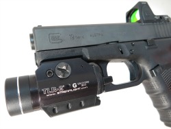 glock_19_katrina_pistol_trijicon_streamlight_tlr2_surefire_front_end