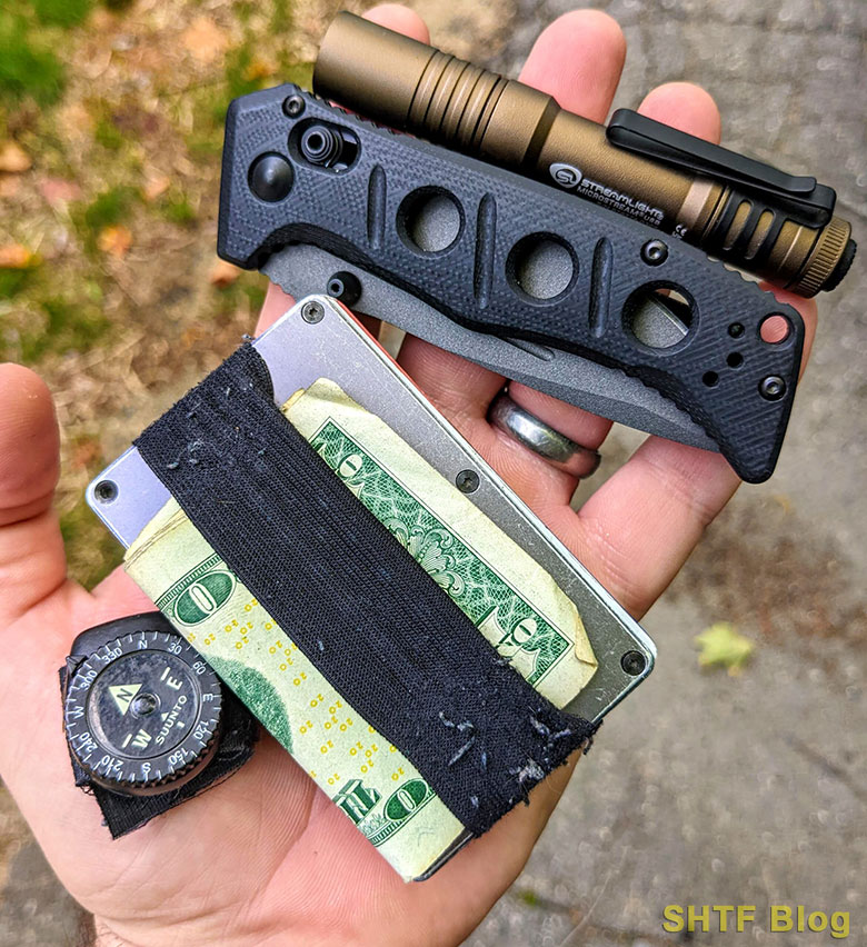 EDC flashlight benchmade mini adamas ridge wallet compass microstream