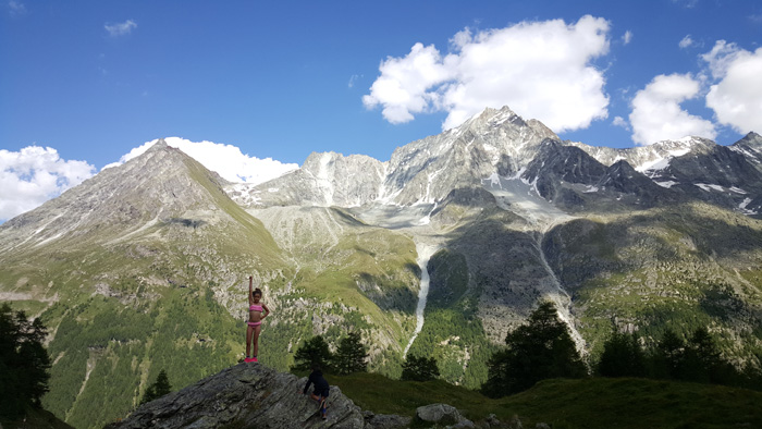 mountains and kids