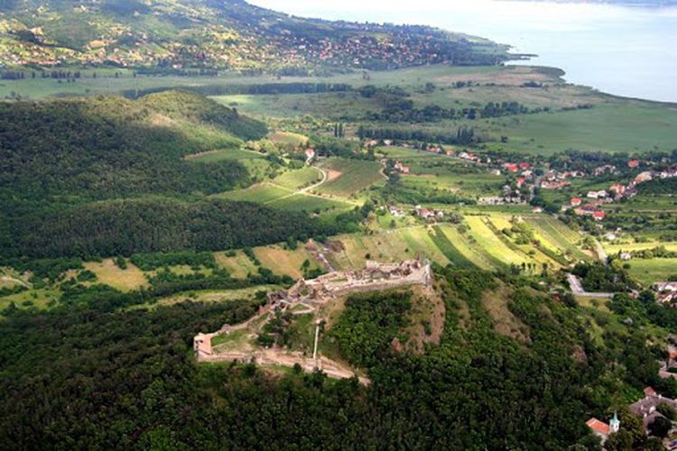 Bazsi, Hungary