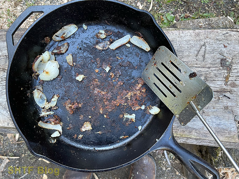 dirty cast iron skillet