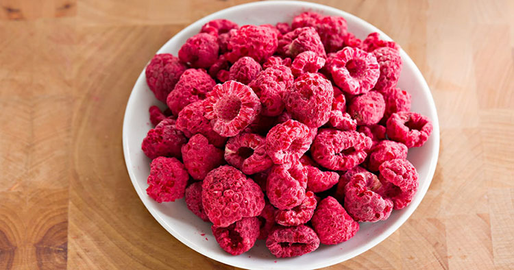 freeze-dried raspberries