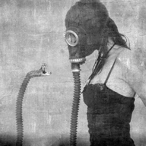 gas mask serpent