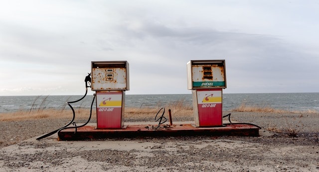 empty gas tanks - gaspocalypse