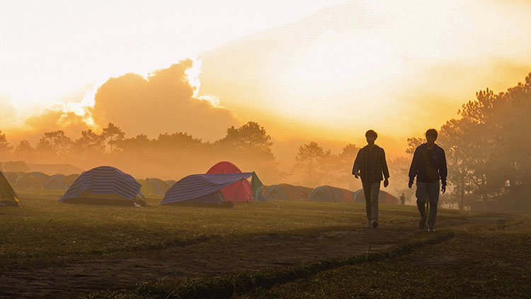 tents in hot sun