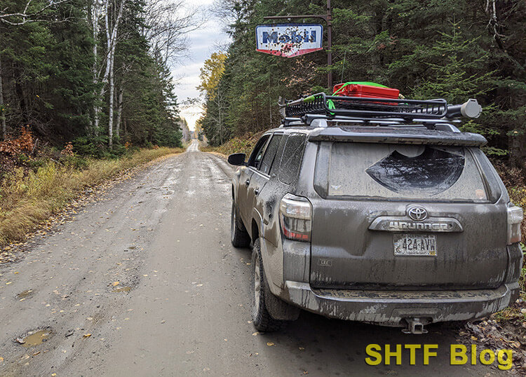 toyota 4runner with roof top cargo basket