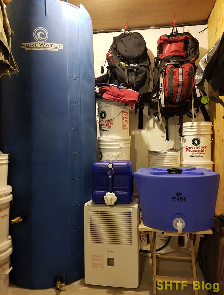 water storage containers