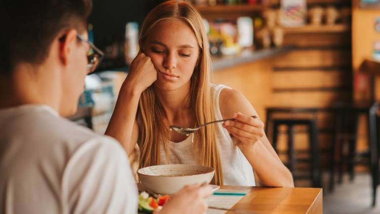 woman with no appetite